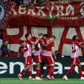 Ludilo u Pireju, pet golova Marokanca, Olimpijakos u finalu Lige konferencije, igra se u Atini (video)