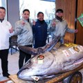 Plavorepa tuna teška 276 kg prodata za više od milion evra u Japanu: "Veruje se da donosi sreću"