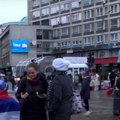 (VIDEO) Taksisti aplauzom dočekani u Nišu, studenti krenuli uzvikujući „svi u Beograd“