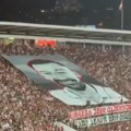 Emotivna slika na „marakani“: „Delije“ se ovako oprostile od tragično preminulog navijača! (video) (poluvreme) pafos čuva…