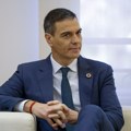 Nova drama u vazduhu: Avion sa Pedrom Sančezom morao hitno da se vrati nazad