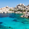 Ostrvo u Mediteranu i dalje odoleva masovnom turizmu