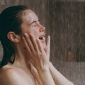 Чудесни ефекти хладног туша: Мала промена, велика корист за тело и ум