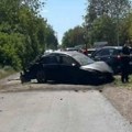 Teška nezgoda u Crvenki: Vozač izgubio kontrolu, automobil potpuno smrskan