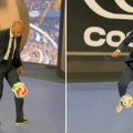 Dajte im loptu i sklonite se: Ibrahimović i Anri napravili šou u studiju, kamere sve snimile
