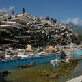 Novi život iz ruševina: U Venecueli iz zgrade koja je srušena u zemljotresu spasena novorođena beba