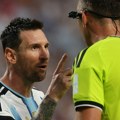 Lionel Mesi u žestokoj raspravi sa sudijom! Argentinac poludeo, pa očitao lekciju arbitru: Otkriveno šta mu je sve rekao!