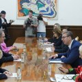 Vučić se sastao sa delegacijom EBRD za Jugoistočnu Evropu