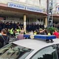 Počinje suđenje optuženim za napad na policiju ispred DUNP-a