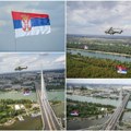 Тробојке се вијоре на небу изнад Београда! Овакав призор се ретко виђа: Продефиловали хеликоптери и одушевили грађане…