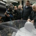 Rekordna izlaznost na parlamentarnim izborima u Poljskoj: U Varšavi glasalo više od 63 odsto građana: Muškarac napravio…