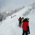 Lavina zatpala skijaša u Sloveniji