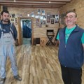 Sretenovići od male radionice stigli do velike fabrike: Žićo promenio profesiju, sad njegovi proizvodi obilaze svet