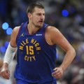 Denver je slavio, ali Jokić će želeti da zaboravi svoje izdanje: Imao je i raspravu sa sudijama zbog poništeniog koša…
