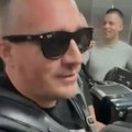 Ovako se voli svoj posao! Poznati muzičar pokazao kako su on i kolege napravili žurku gde niko nije očekivao