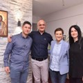 "Ćaci će uvek pobediti - jer ćaci je hrabrost I sloboda" Brnabić u Doboju, s porodicom Miloša Pavlovića: Osetila sam…