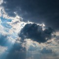 Meteorolozi kažu da nam danas neće trebati kišobran Biće toplije nego juče, evo šta nas očekuje do kraja nedelje
