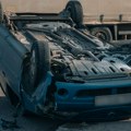 Jeziv snimak iz Banjaluke: Žena za dlaku izbegla smrt, automobil odleteo u vazduh!