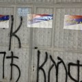 Ponovo osvanuli leci u Kosovskoj Mitrovici, poziv na otpor Kurtijevom režimu
