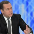 Rusija promenila zastavu tankera zbog sankcija SAD Medvedev: Akcija Amerike "kriminalna zaplena civilnog plovila"
