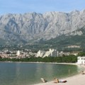 Incident u Makarskoj dobio novi epilog: Srbin zbog majice Crvene zvezde gurnut u more, pa završio u pritvoru