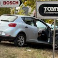 (Foto) Težak sudar kod Šimanovaca "Seat ibica" napred smrskana skroz, saobraćaj u zastoju