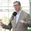 Predsednik Vučić obilazi završne radove na mostu preko Mlave u Petrovcu na Mlavi