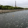 Makron obećao da će reka Sena biti očišćena za Olimpijske igre