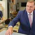 Dodik GLASAO: Predsednik Republike Srpske Milorad Dodik glasao na lokalnim izborima u Beogradu
