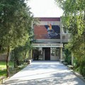 Osvanule montirane nage fotografije učenica i nastavnice: Uznemirujući incident u osnovnoj školi u Vranju