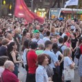 Protest ispred Banovine u Novom Sadu zbog dolaska ministra Dejana Vuka Stankovića