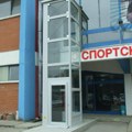 Ponovo radi lift na bazenu
