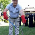 Zmija "upala" na proslavu punoletsva: Gosti se šokirali, u sve umešan poznati Srbin (Foto)
