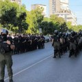MUP o privedenima protekle noći: Većina blokada uklonjena, 72 osobe dovedene do službenih prostorija