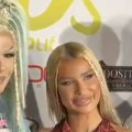 Članica Harem Girls prvi put u javnosti bez trunke šminke: Izgleda neprepoznatljivo, sve oči uprte u njih (video)