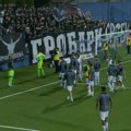 Igrači Partizana krenuli u svlačionicu posle očajnog poluvremena, pa zbog Grobara morali da se vraćaju nazad