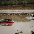 Španija: Dečak spasen iz poplava nakon što se osam sati držao za drvo