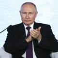 Putin: Rusija proizvodi dvostruko više oklopnih vozila nego prošle godine, proizvodnja sredstava za uništavanje…