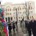 Dan Republike Srpske započet polaganjem venaca i cveća na spomen obeležja