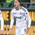 Magija Vlahovića iz slobodnjaka za tv špice: Juventus "spasao živu glavu" protiv Kaljarija