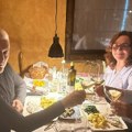 Čeda Jovanović i Ana Bekuta u provodu: Otišli u skupoceni restoran, društvo im pravi još jedan muškarac