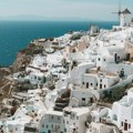 Novi jak zemljotres u blizini Santorinija, ljudi napuštaju ostrvo