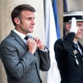 Makron šokirao Evropu: Zabraniti sve društvene mreže, posebno Instagram i TikTok!