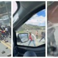 Pucano na automobil predsednika Ekvadora! Drama, kamenice pucaju o staklo! "Sagnite glavu"