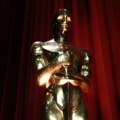 Pronađena izgubljena statua Oskara ruskog reditelja