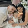 Zavirite na gala slavlje Ljube Perućice: Pevač slavi 1. rođendan ćerke Katje, dekoracija kao iz bajke
