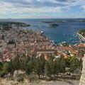 Hapšenje na Hvaru: Grupa od 14 planirala napad na sezonske radnike iz Srbije