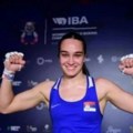 Spektakl u "Ložionici": četvrta pobeda Sare Ćirković u profesionalnom ringu
