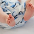 Švedska ministarka dovela tromesečnog sina na sednicu: Adam postao najmlađi učesnik sastanka ministara EU u Luksemburgu