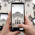 "Bože pomozi" na Instagramu – zašto se vera meri lajkovima